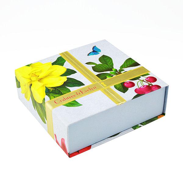Rectangular Collapsible Food Packing Boxes Magnetic Gift Box Empty Christmas Box